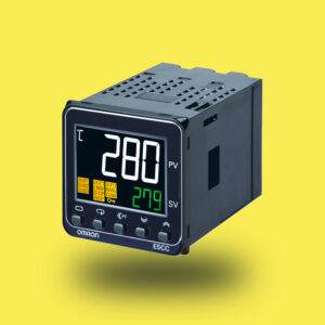 E5CCRX2ABM000 | Controlador de temperatura digital 48×48 mm, entrada universal, salida relé, 2 salidas auxiliares, alimentación 100–240 VCA de Omon