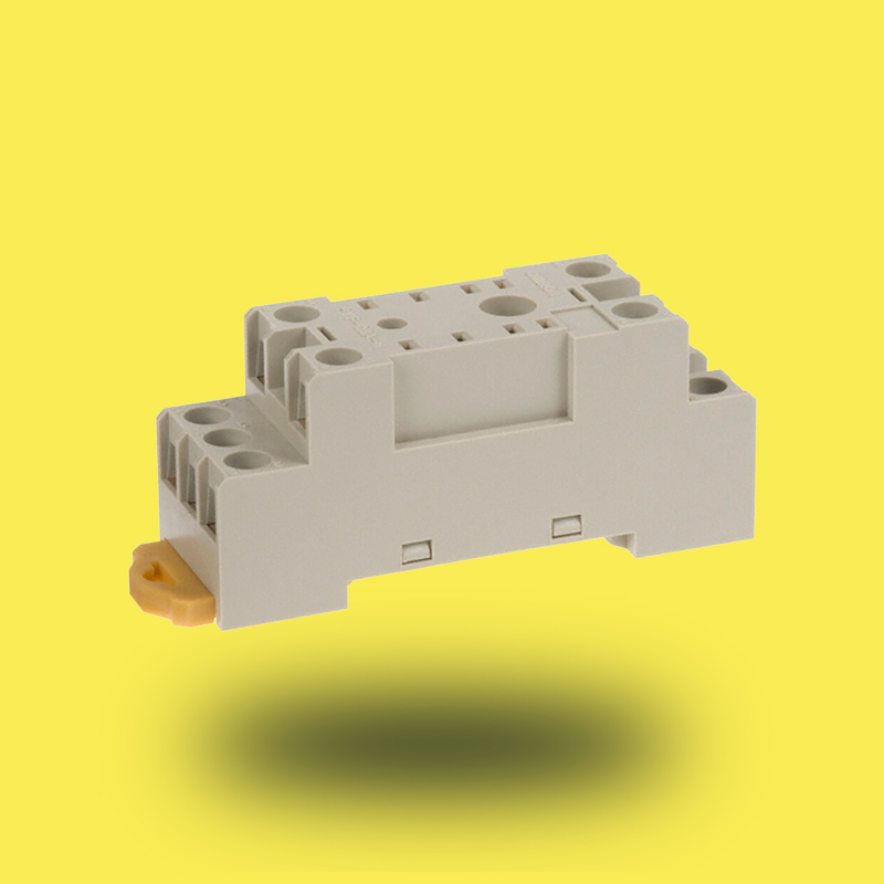 PYF08ANBYOMZ | Base para relé de 8 pines, montaje en carril DIN o panel, terminales roscados de Omron